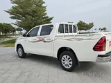 Toyota hilux2024 2*4